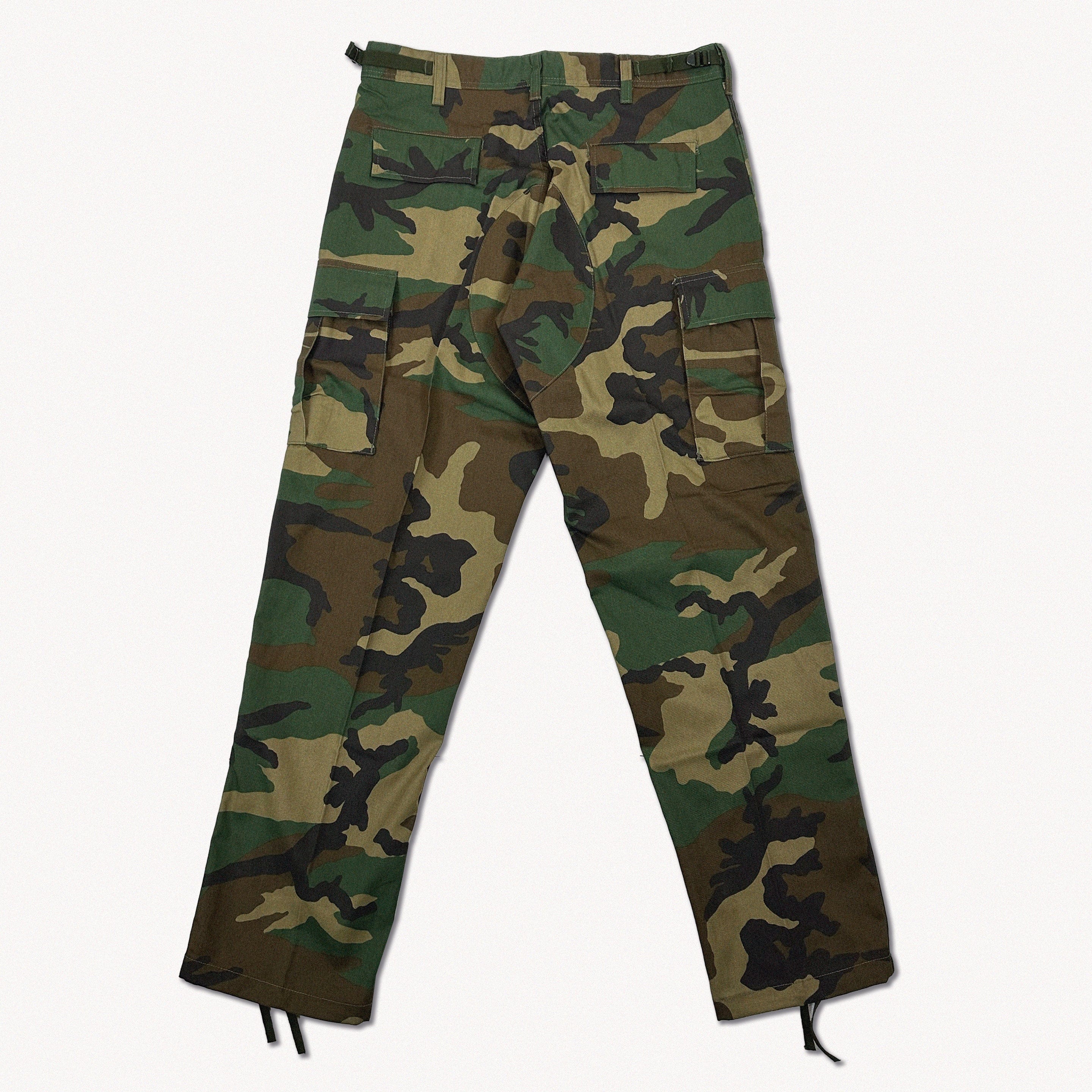 PARANOID CHAINS WOODLAND CAMO CARGO PANTS